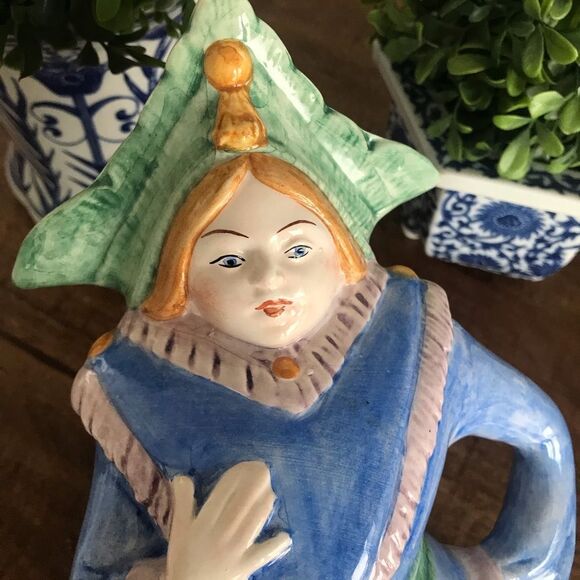 VIETRI Italy figural pitcher female jester colorful whimsical figure - Picture 4 of 4